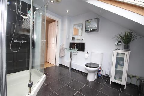 19 Mannock Road, Dartford, DA1 5QT