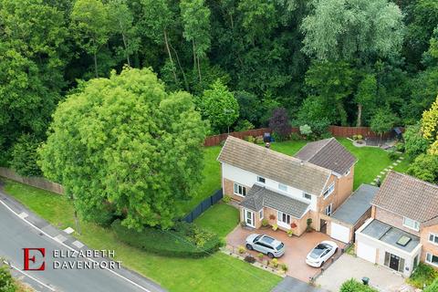 4 bedroom detached house for sale, Canley Road, Canley Gardens