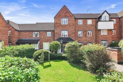 32, Chestnut Court Gas House Lane, Alcester, B49 5RB