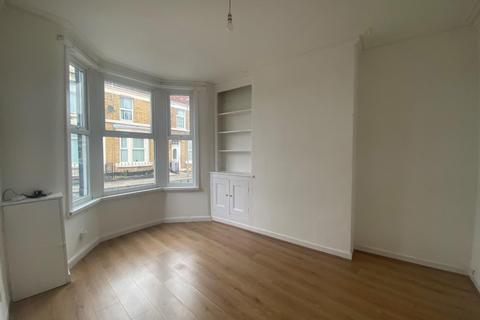 3 bedroom house to rent, Ling Street, Liverpool