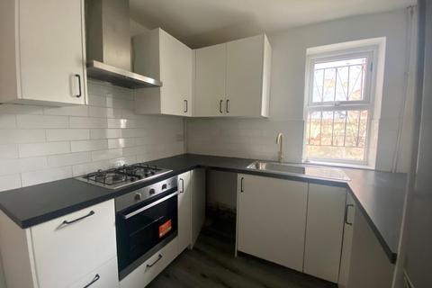 3 bedroom house to rent, Ling Street, Liverpool