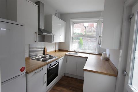 4 bedroom terraced house to rent, Osberton Place, Sheffield, S11 8XL