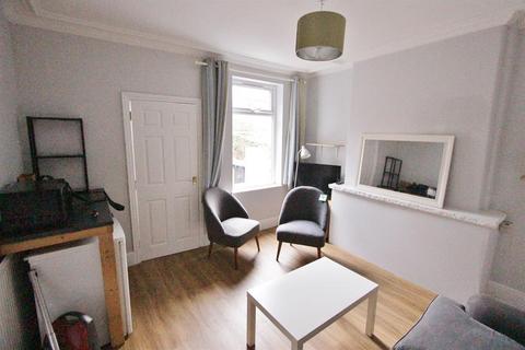 4 bedroom terraced house to rent, Hunter Hill Road, Sheffield, S11 8UE