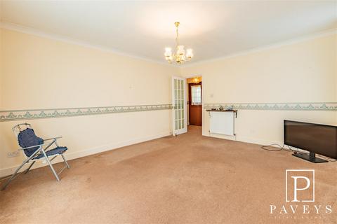 3 bedroom detached bungalow for sale, Avocet Close, Frinton-On-Sea