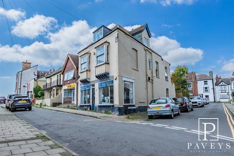 4 bedroom detached house for sale, Newgate Street, Walton On The Naze