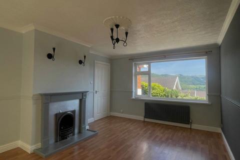 3 bedroom semi-detached house to rent, Rockes Meadow, Knighton