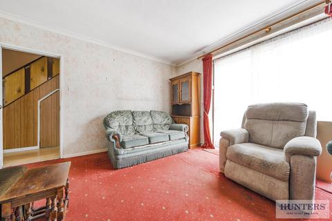 53 Ampleforth Road, London, SE2 9BD