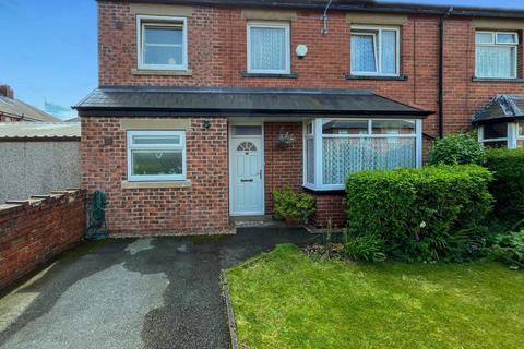 4 bedroom semi-detached house for sale, Westway, Hanging Heaton Batley