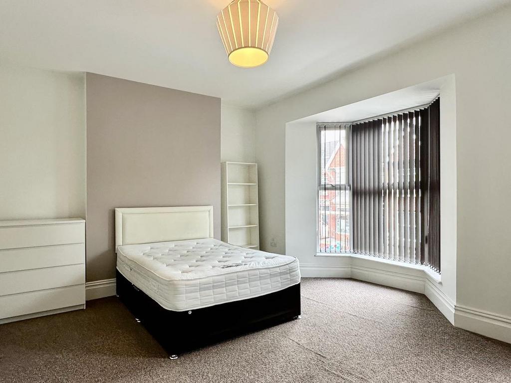 Uplands - 2 bedroom apartment to rent