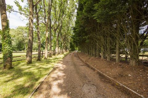 4 bedroom detached house for sale, Teston Road, West Malling ME19