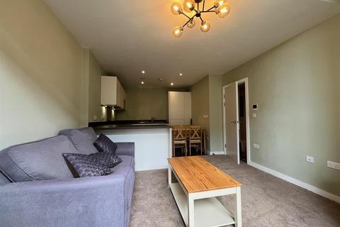 2 bedroom flat to rent, Potato Wharf, Manchester