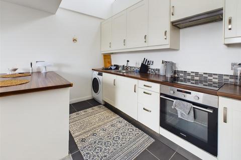 1 bedroom flat to rent, London Road