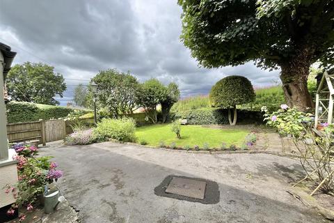 3 bedroom semi-detached house for sale, Back Lane, Charlesworth, Glossop