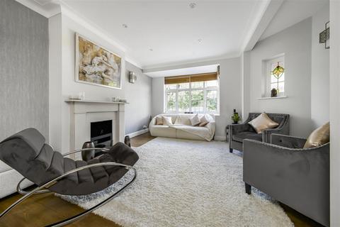 4 bedroom semi-detached house for sale, Jersey Road, Osterley