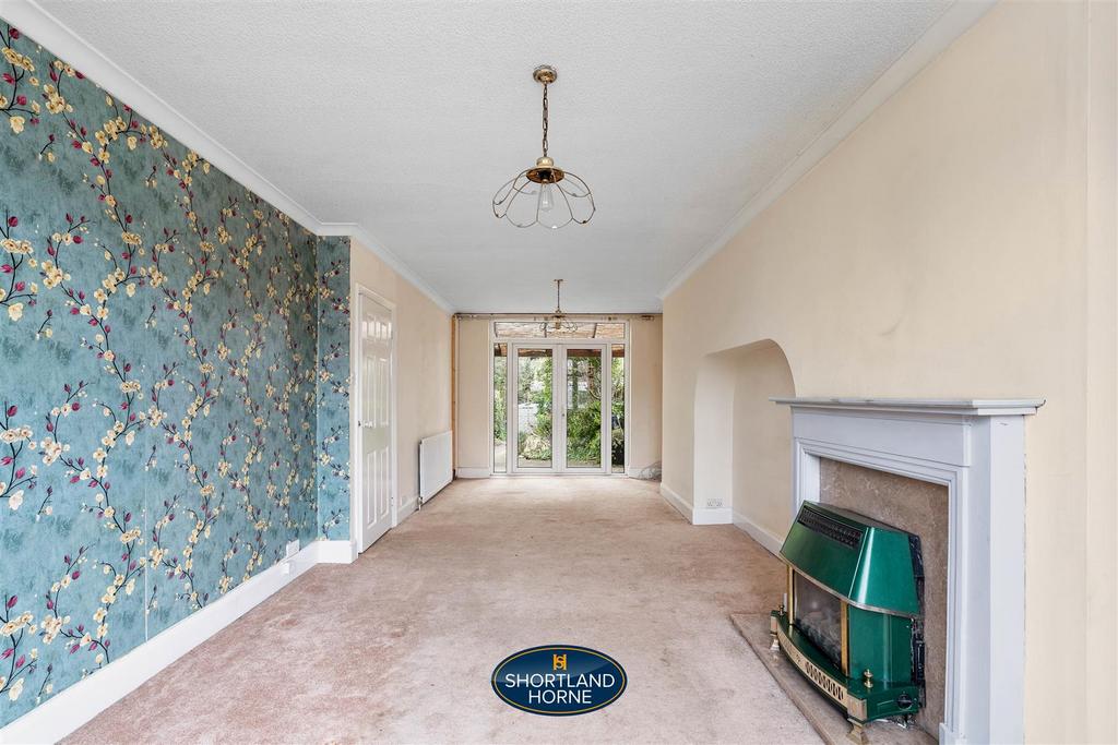 Lounge/dining room