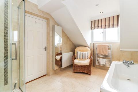 7 Hodgemoor View, Chalfont St Giles, HP8 4LS