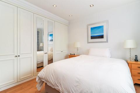 7 Hodgemoor View, Chalfont St Giles, HP8 4LS