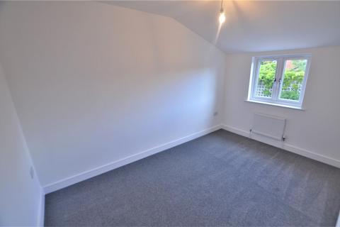3 bedroom semi-detached house for sale, St. Peters Crescent, Bicester