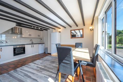 2 bedroom barn conversion to rent, Manor Lane,, Claverdon CV35
