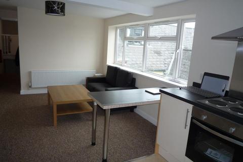 2 bedroom property to rent, Crwys Road, Cathays, Cardiff