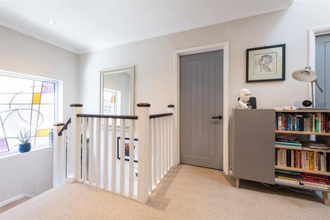 67 Blackford Road, Shirley, Solihull, B90 4DA