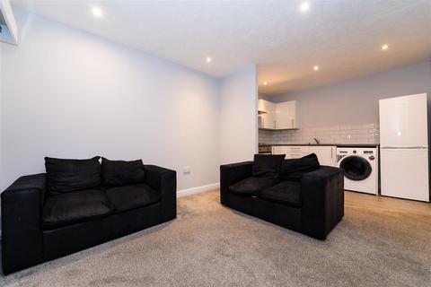 2 bedroom apartment to rent, Victoria Mill, Manchester