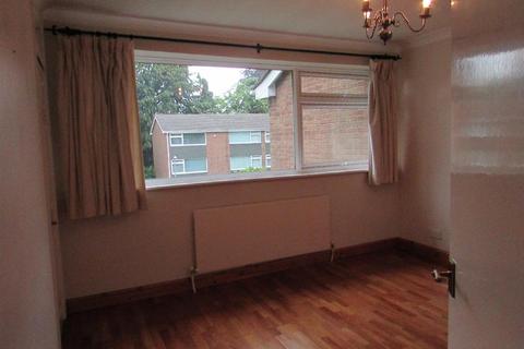 2 bedroom maisonette to rent, Links View, Streetly