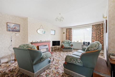 67 Bramley Garth, York, YO31 0NQ