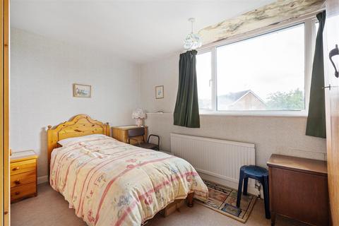 67 Bramley Garth, York, YO31 0NQ