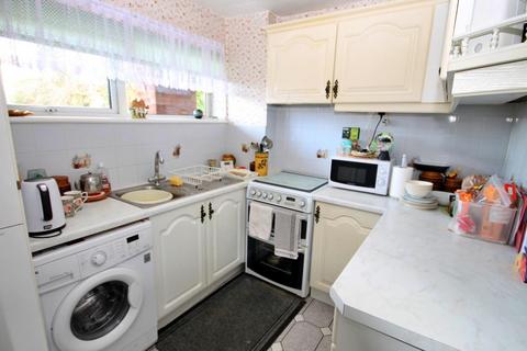 2 bedroom maisonette for sale, Sunset Close, Tamworth