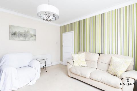 3 bedroom semi-detached house for sale, Woodlands Gardens, London