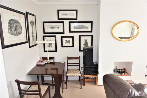 80 Hawkhurst Way, West Wickham, BR4 9PF