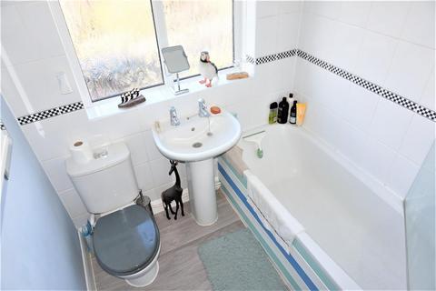 80 Hawkhurst Way, West Wickham, BR4 9PF