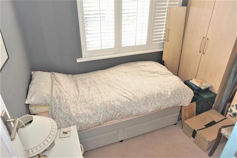 80 Hawkhurst Way, West Wickham, BR4 9PF