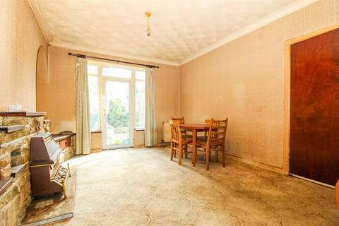 3 bedroom semi-detached house for sale, Bowling Avenue, Wakefield WF1