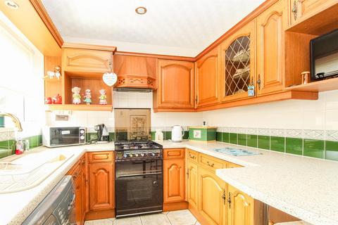 2 bedroom detached bungalow for sale, Pledwick Lane, Wakefield WF2