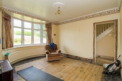 3 bedroom semi-detached house for sale, Sheepwalk Lane, Castleford WF10