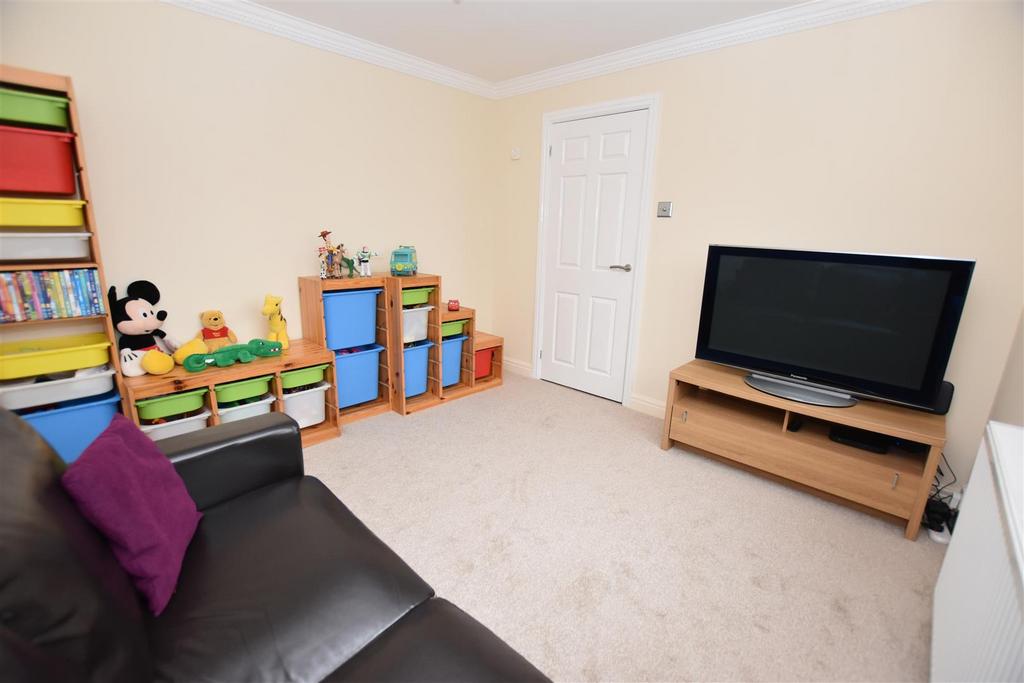 Sitting Room.JPG