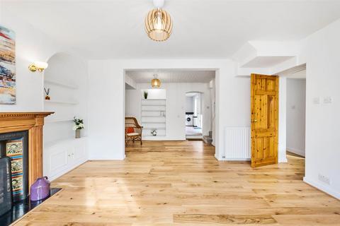 2 bedroom semi-detached house for sale, Wrights Walk, Mortlake, London, SW14