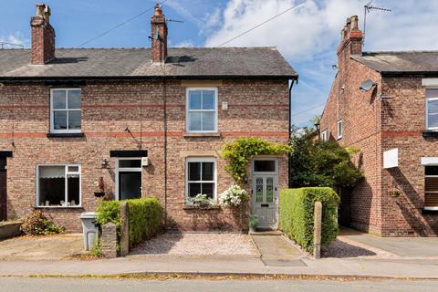 2 bedroom end of terrace house for sale, South Oak Lane, Wilmslow