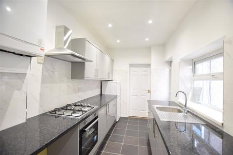 2 bedroom apartment to rent, Ripon Street, Gateshead, NE8