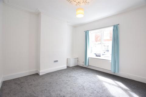2 bedroom apartment to rent, Ripon Street, Gateshead, NE8