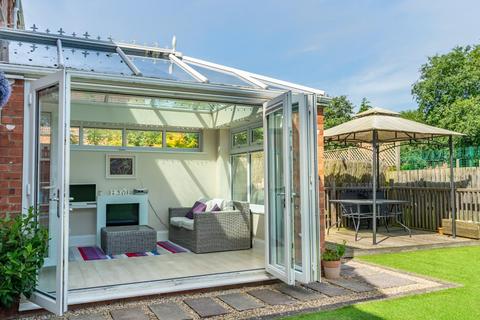 8 Mallard Close, York, YO10 3BS