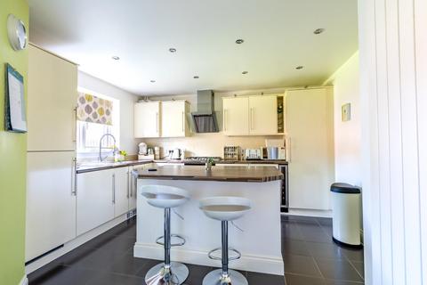 8 Mallard Close, York, YO10 3BS