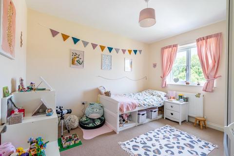 8 Mallard Close, York, YO10 3BS