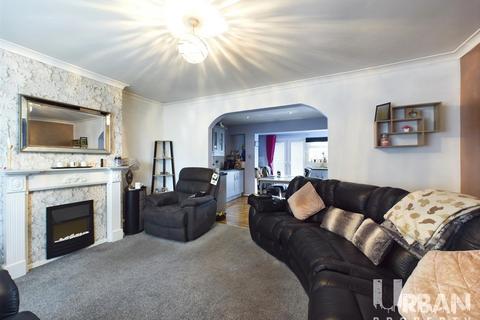 2 bedroom house for sale, Longford Grove, Hull