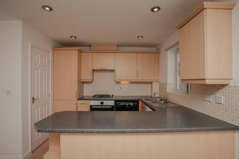 2 bedroom apartment to rent, Stenter Mews, Witney