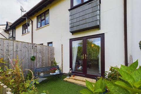 2 bedroom flat for sale, Town Farm Court, Braunton EX33