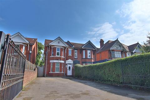 5 bedroom semi-detached house for sale, Portsmouth Road, Woolston, Southampton