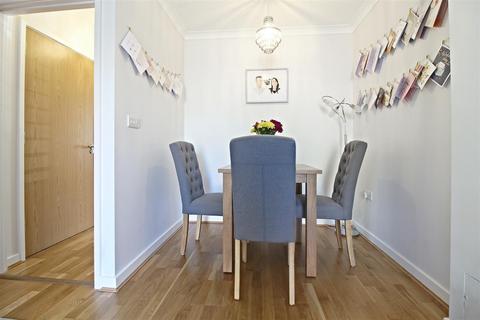 3 bedroom end of terrace house for sale, Station Yard, Buntingford